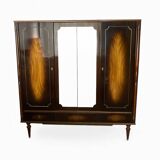 Armoire en bois avec miroir — style mid-century