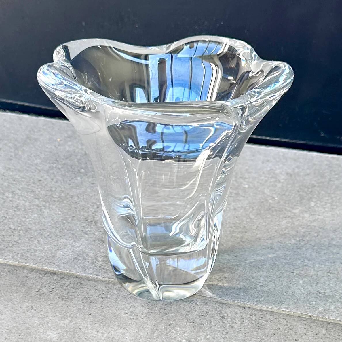Daum france signed crystal vase – vintage piece