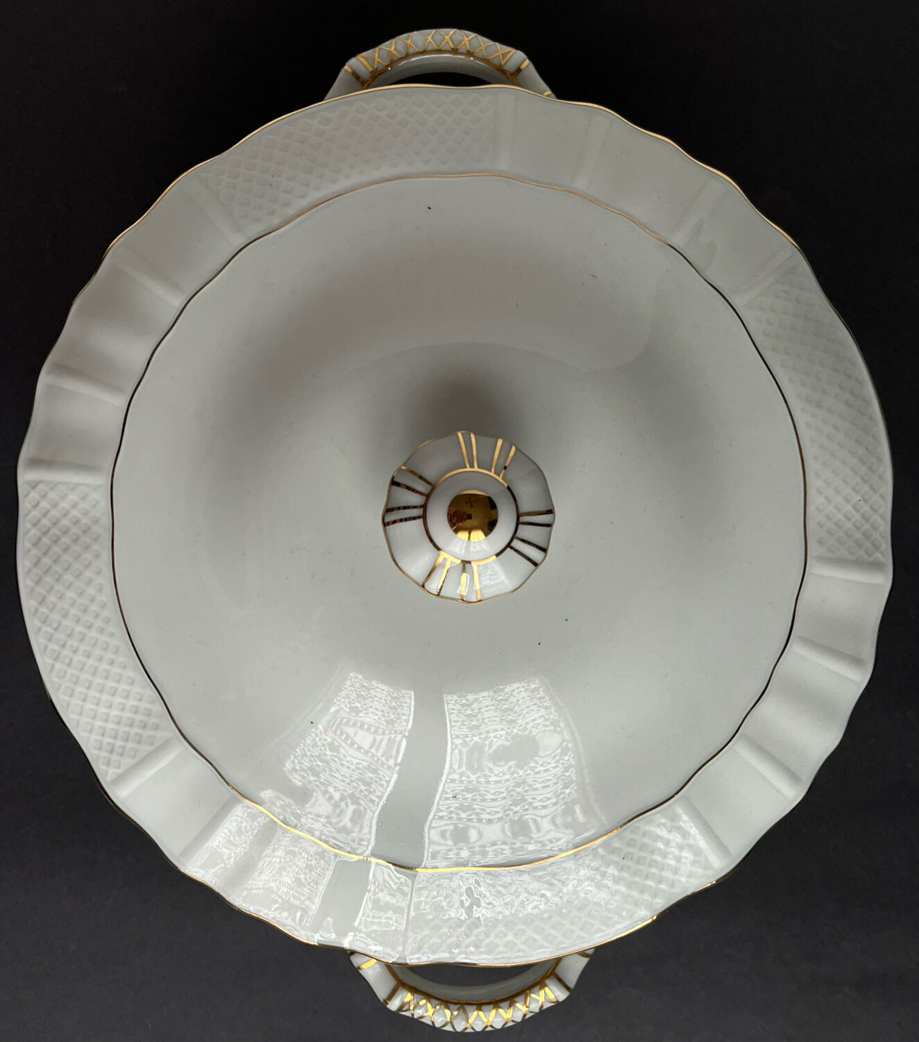 White Limoges porcelain tureen