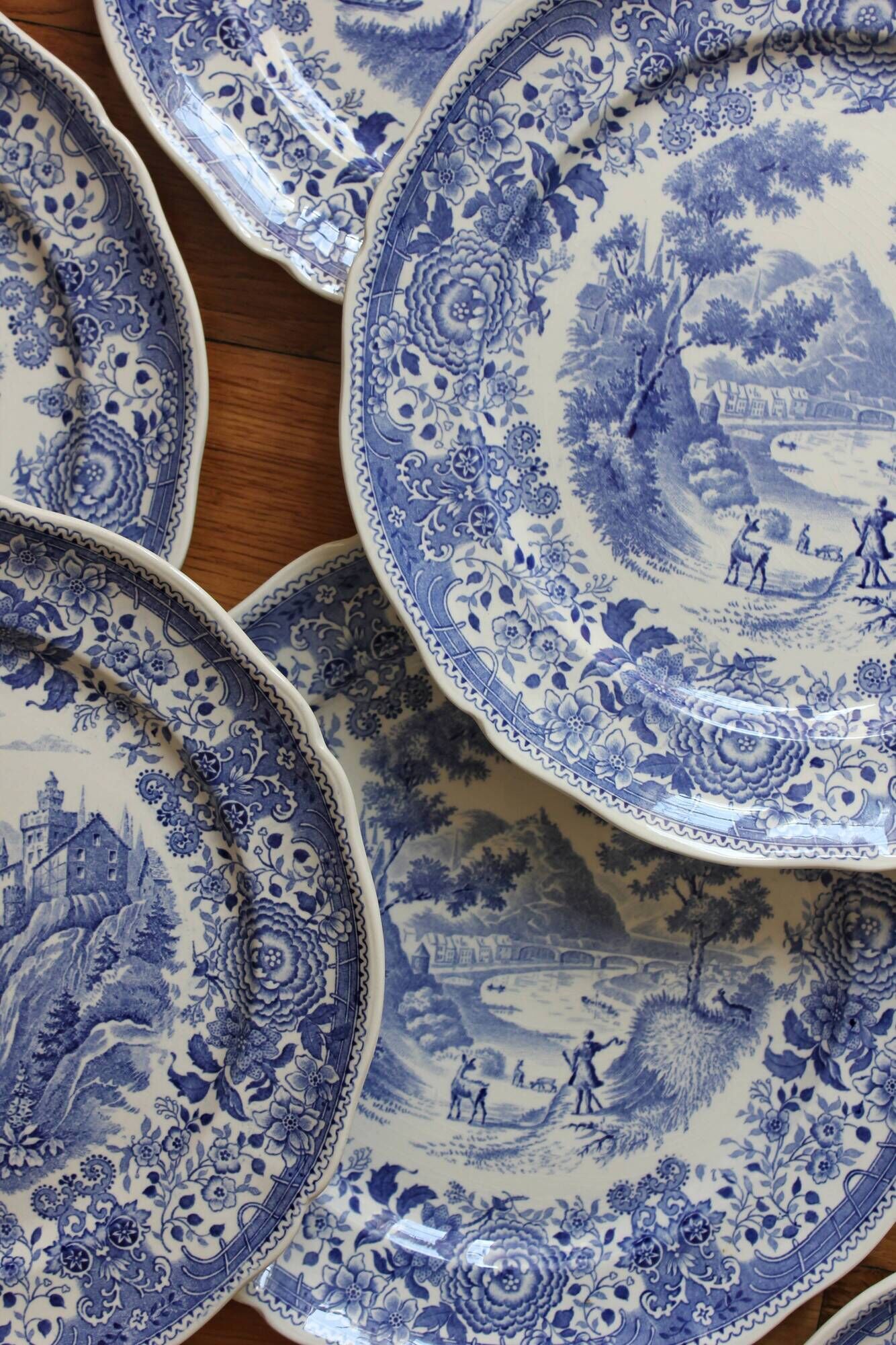 8 flat plates in earthenware "Burgenland" Villeroy and vintage Boch