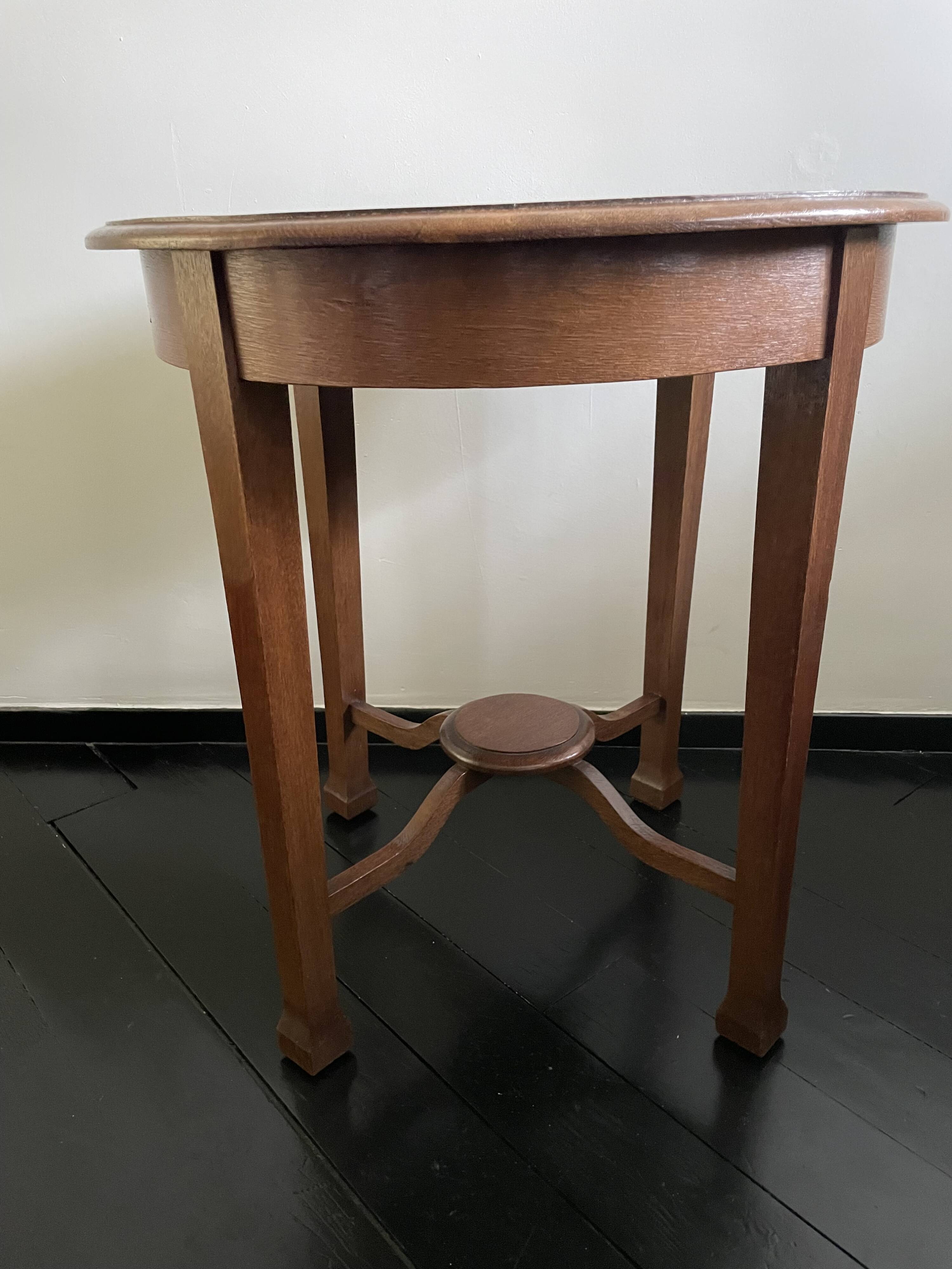 Table d'appoint Art Déco ronde en chêne