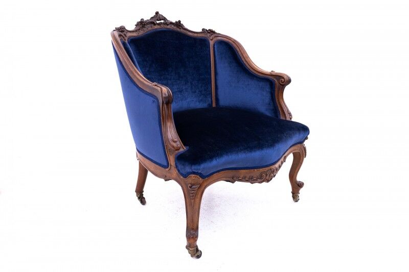 Antique pair of armchairs from the second half of the 19th century, France. After renovation.