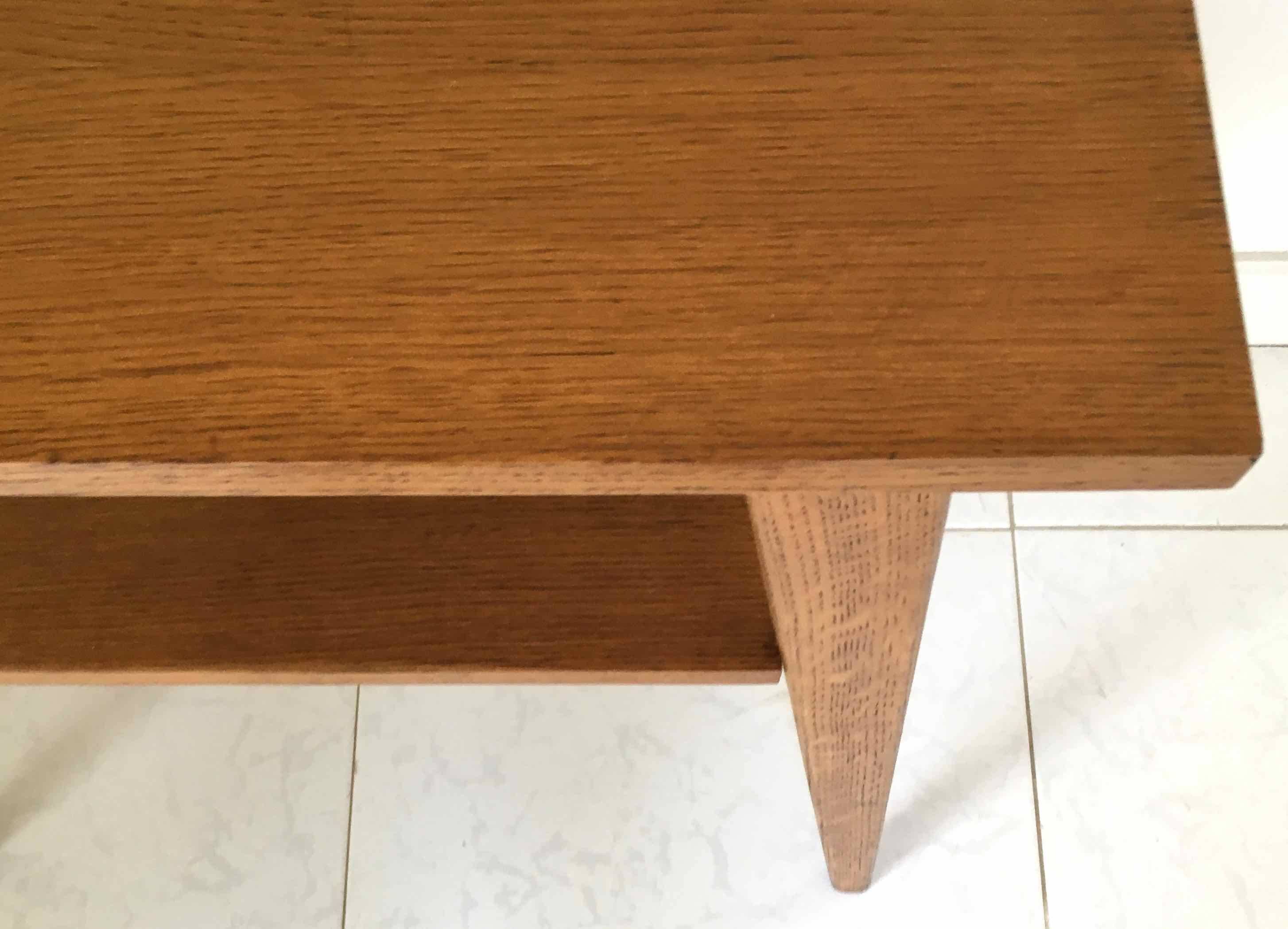 1950 compass foot pedestal table in light wood, side table, side table