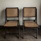 Paire de chaises pliantes cannées 1960