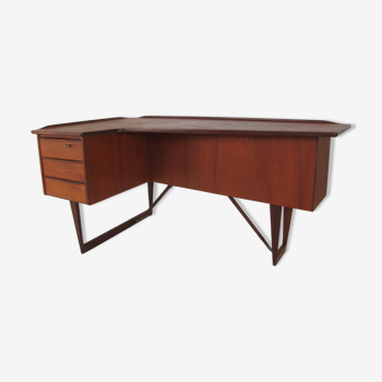 Bureau Boomerang en teck par Peter Løvig Nielsen pour Løvig Danemark, 1950s