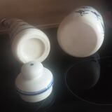 Lot decanter and cracked earthenware pot