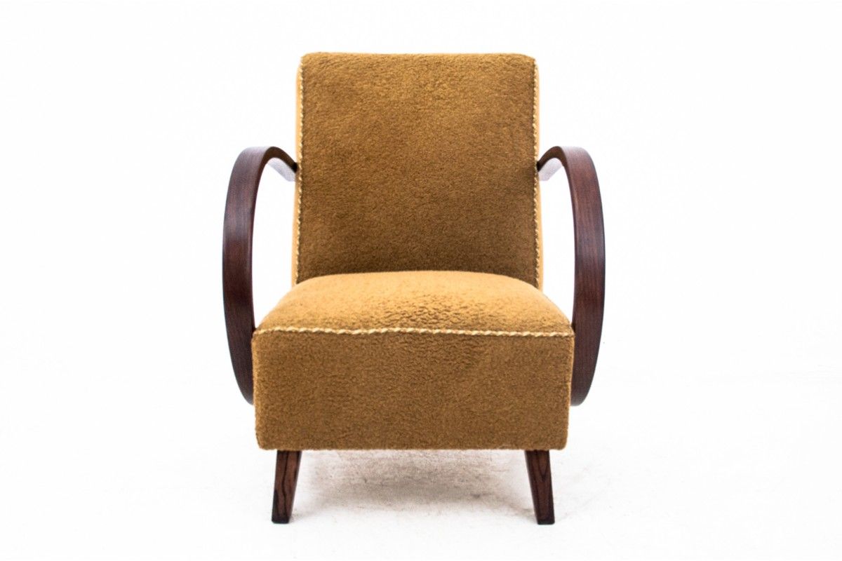 Art Deco armchair, designed by J. Halabala, Czech Republic, 1930s. After renovation.