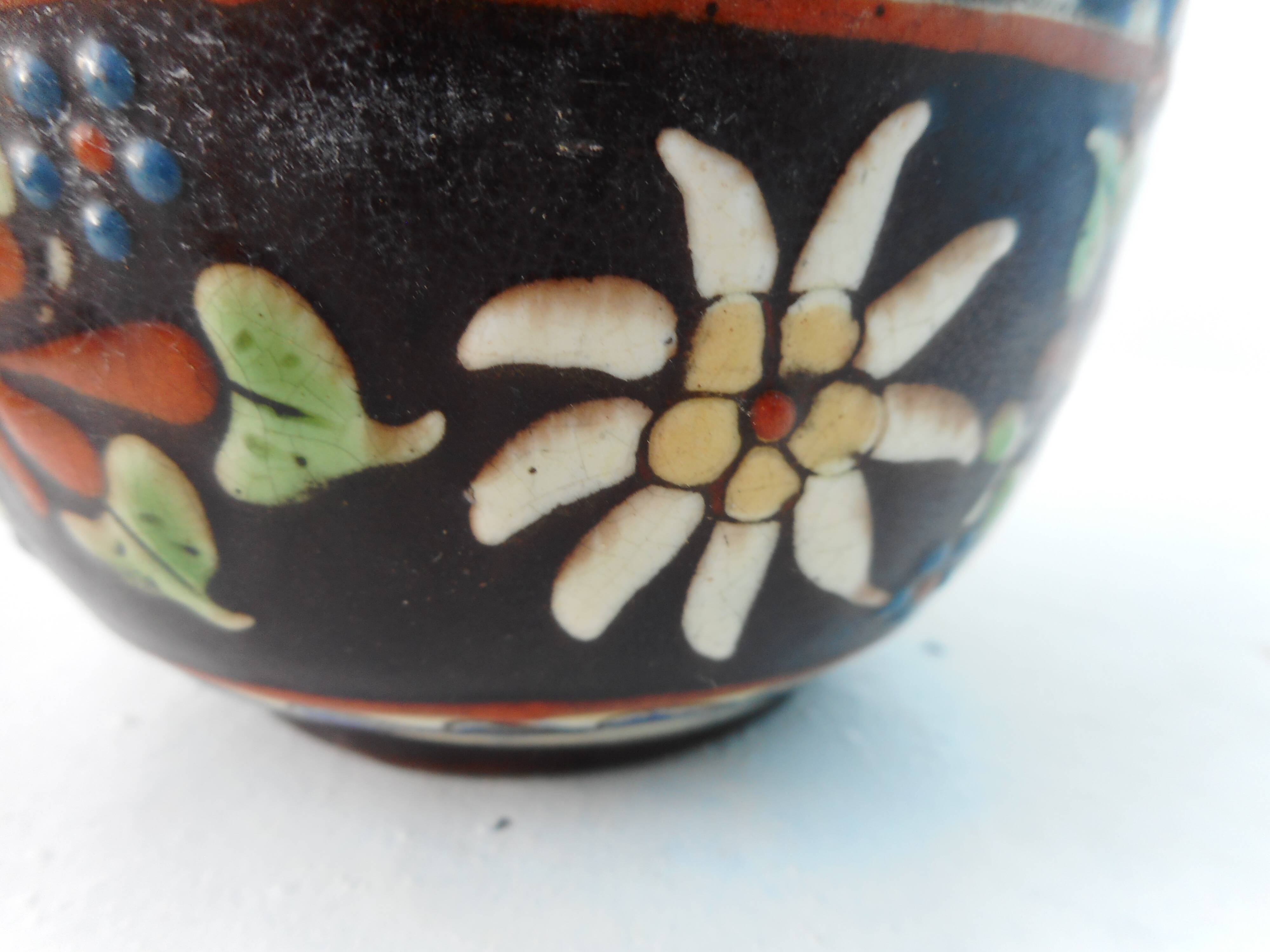 Ceramic cup and undercup