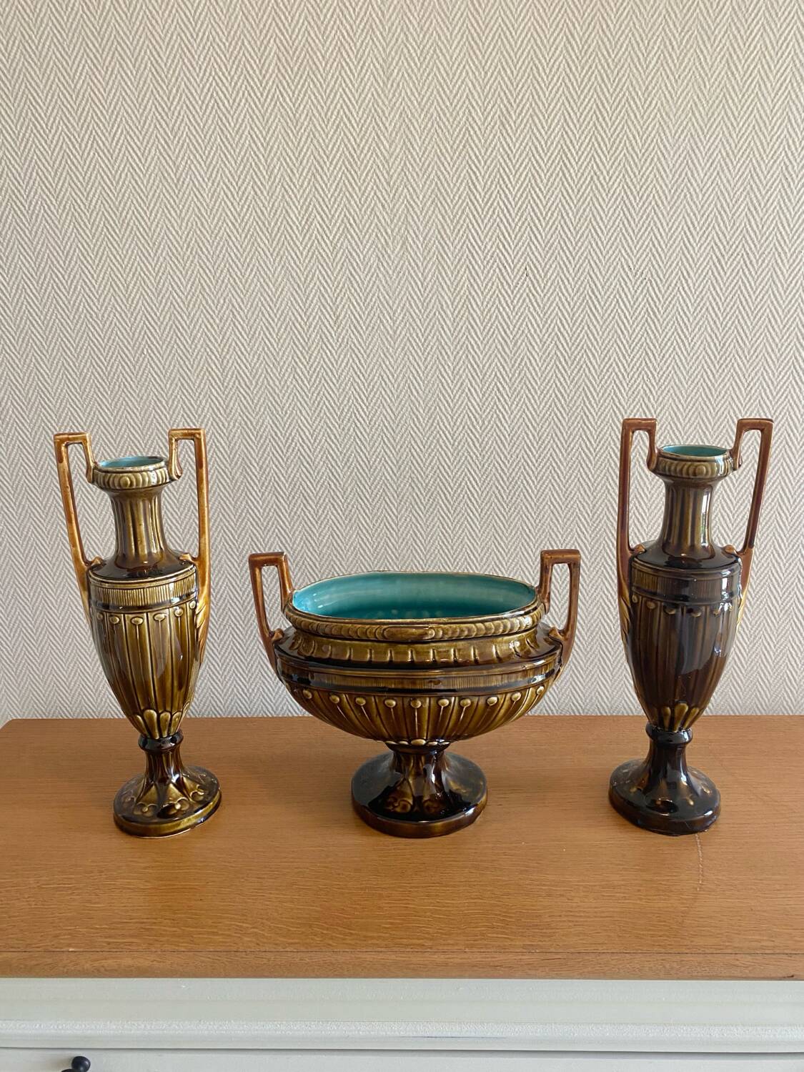 Art Nouveau fireplace set in majolica