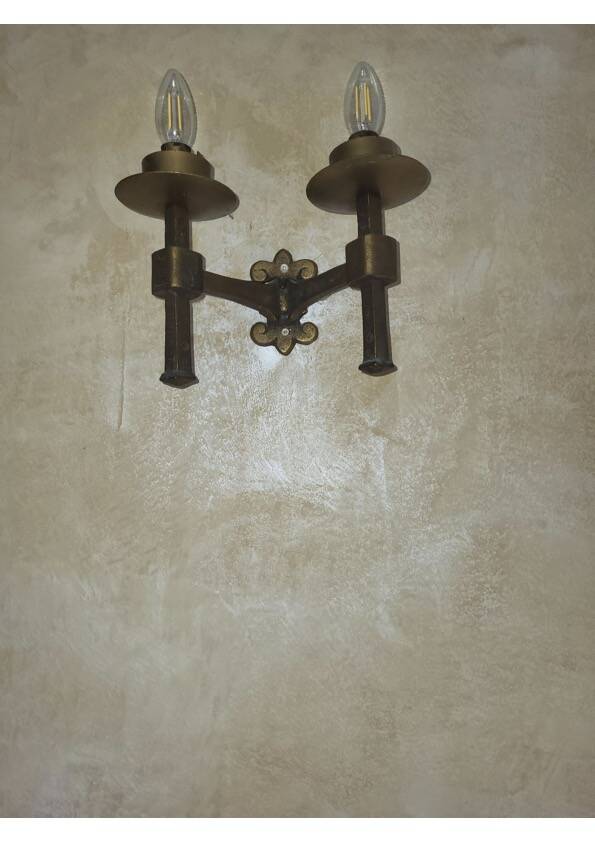 Rare set of 7 wall lights in hammered solid bronze - Raymond Subes style