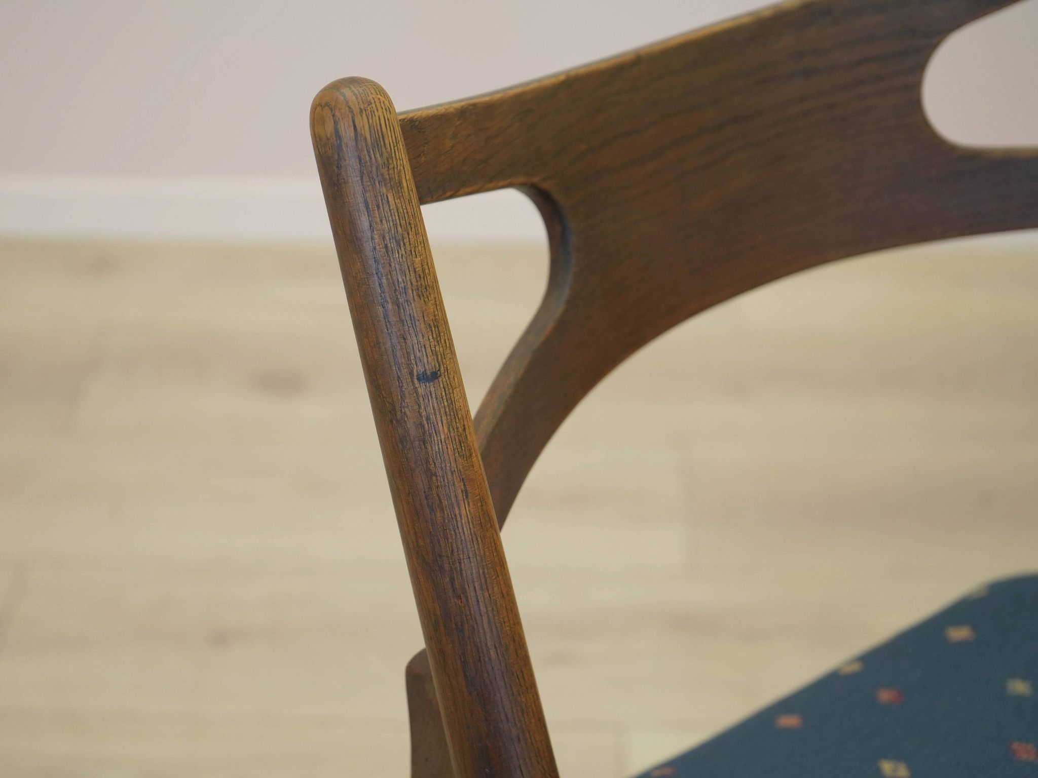 Set of four oak chairs, Danish design, 1960s, designer: Hans J. Wegner