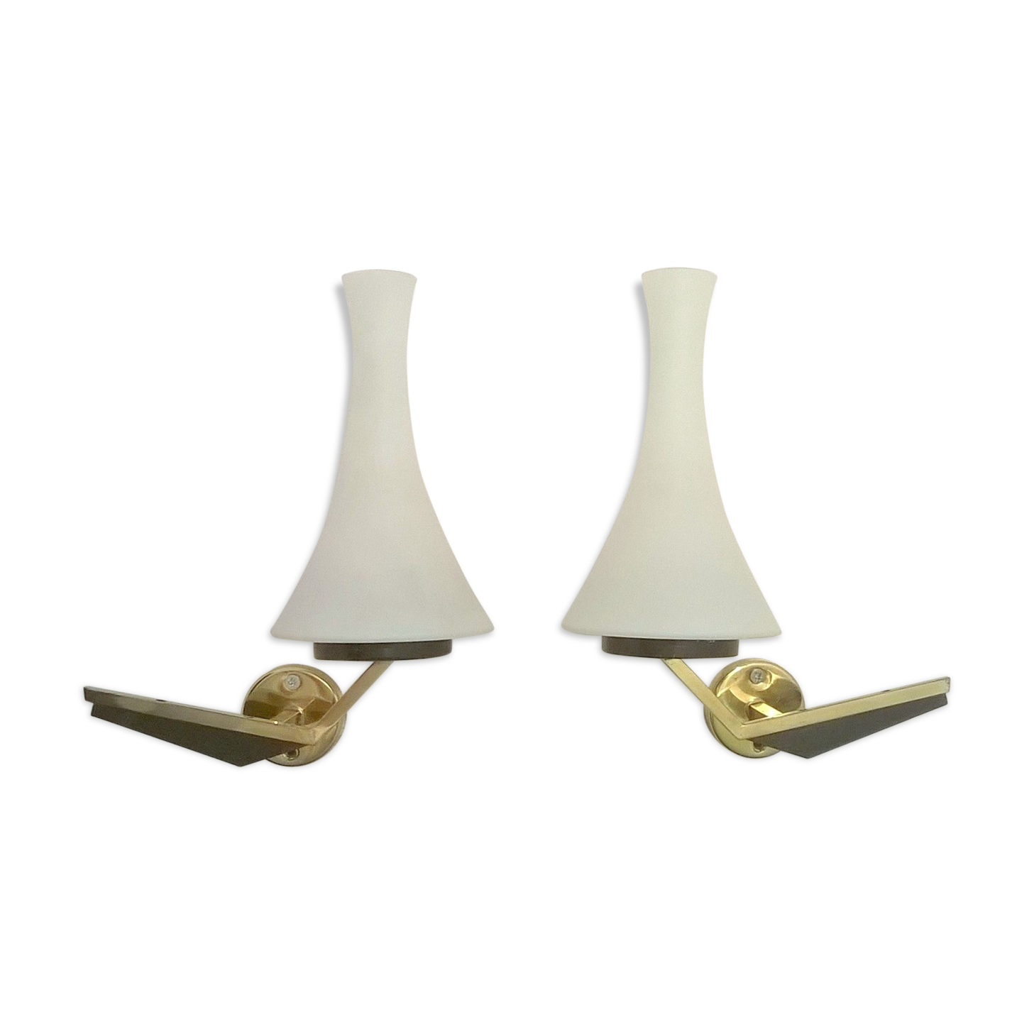 Pair of wall sconces of 1950