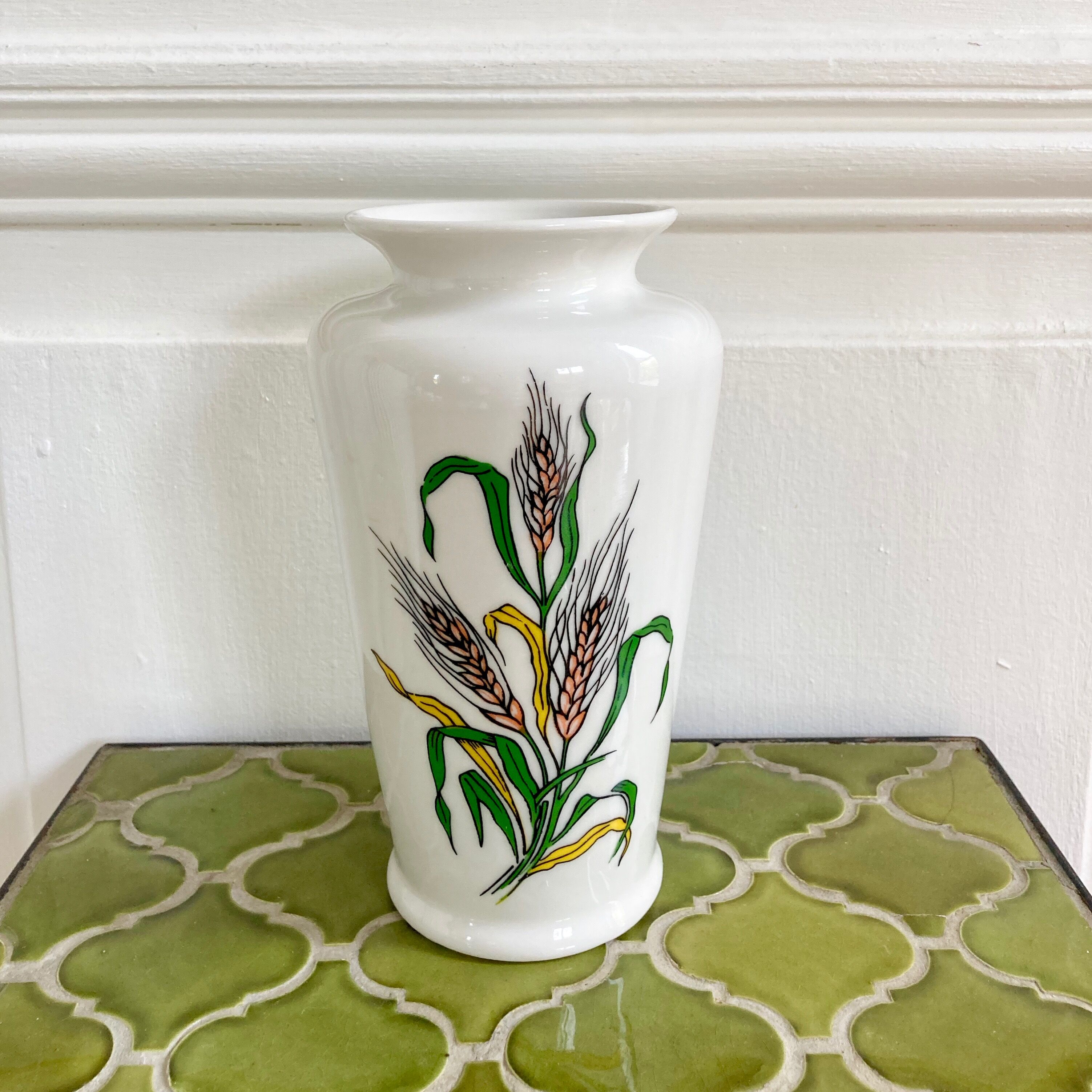 Porcelain vase botanical flowers