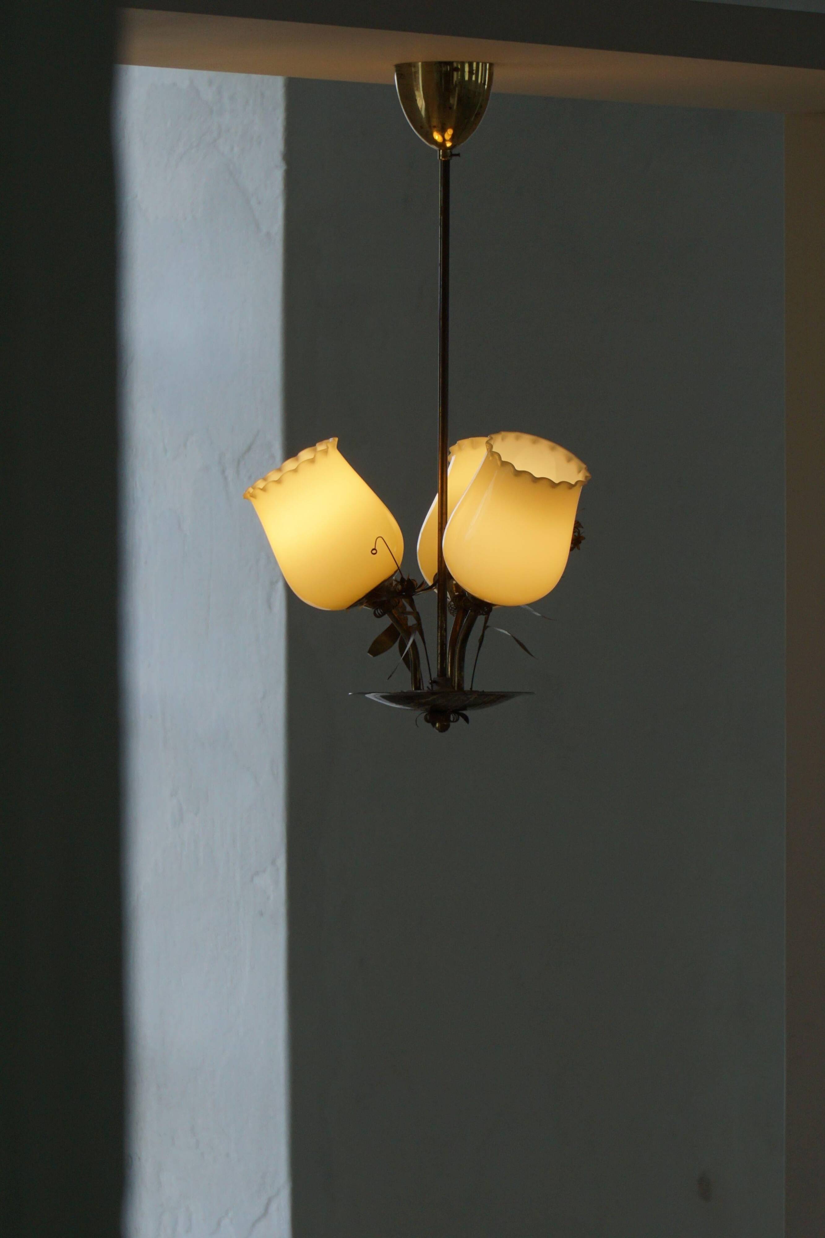 Mid-century glass and brass chandelier, model 501-3 by Stockmann, Finland, 1940s.