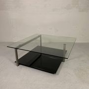 Glass coffee table 110 x 110 cm in the style of Rolf Benz and Metaform