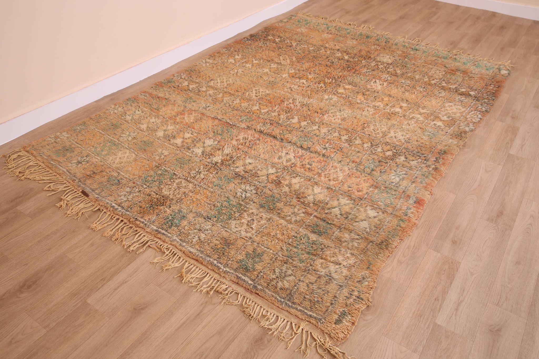 Peach Vintage Moroccan Rug 178 x 264 cm, Berber Wool Rug, Handmade Boho Rug