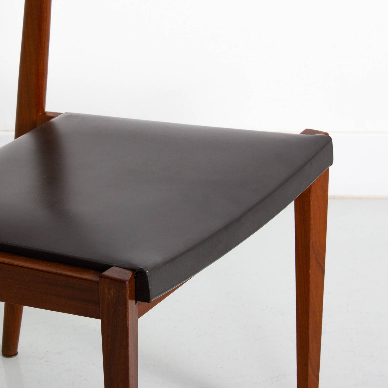 Set of 6 Scandinavian teak chairs, circa 1960