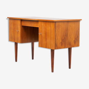 Walnut wood desk, years 60