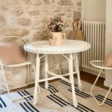 Rattan table