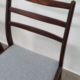 Set of 4 Scandinavian chairs in Rio rosewood