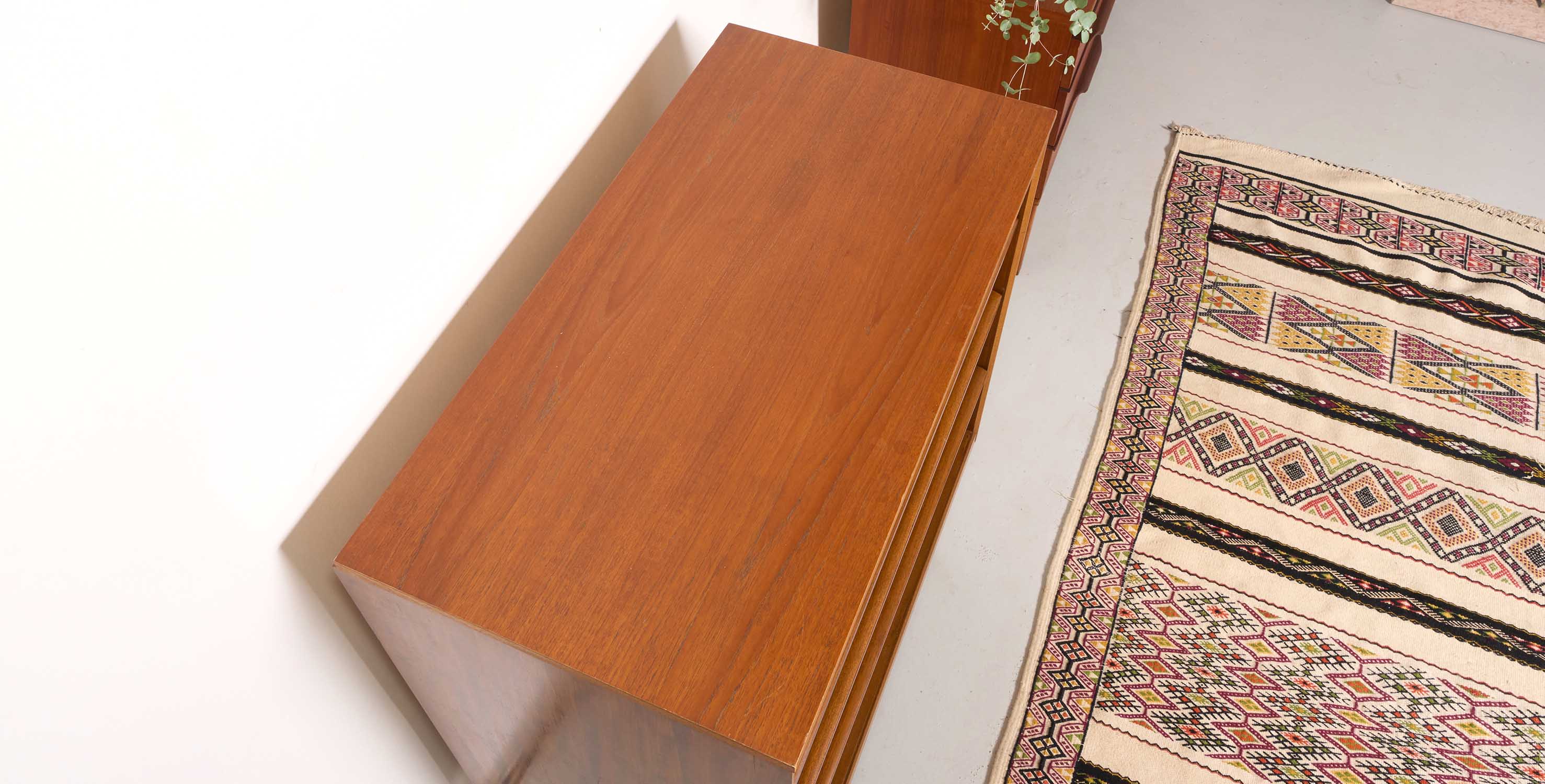 Austinsuite vintage chest of drawers, Scandinavian style