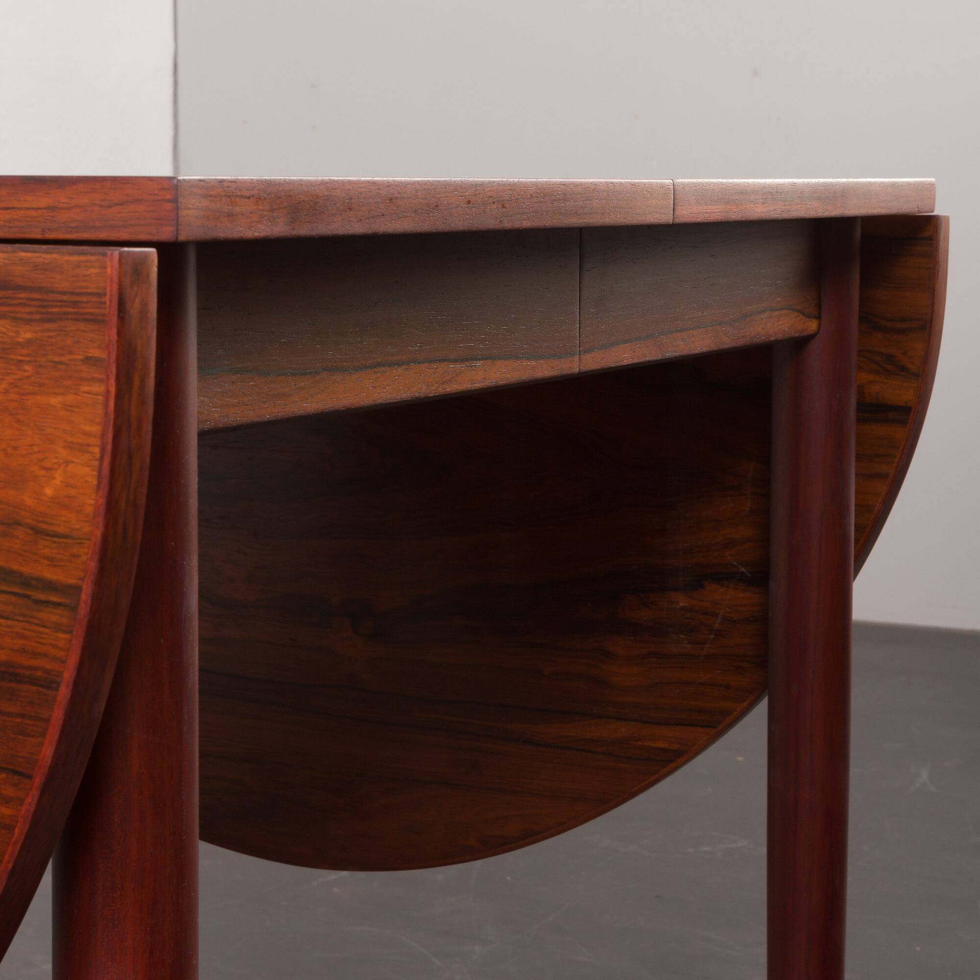 Arne Vodder style rosewood drop-leaf dining table, Denmark, 1960s