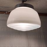 Plafonnier XXL style industriel globe opaline - mid. XXème