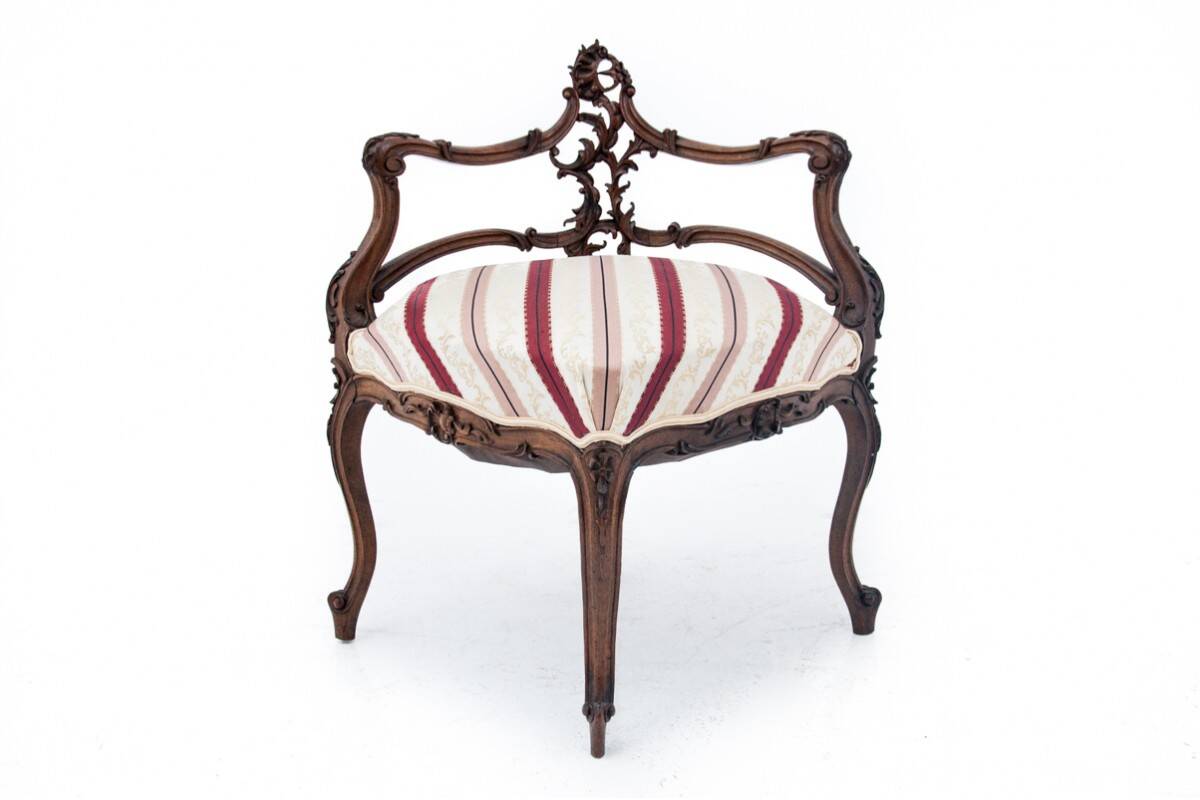 Fauteuil d'angle, France, vers 1880.