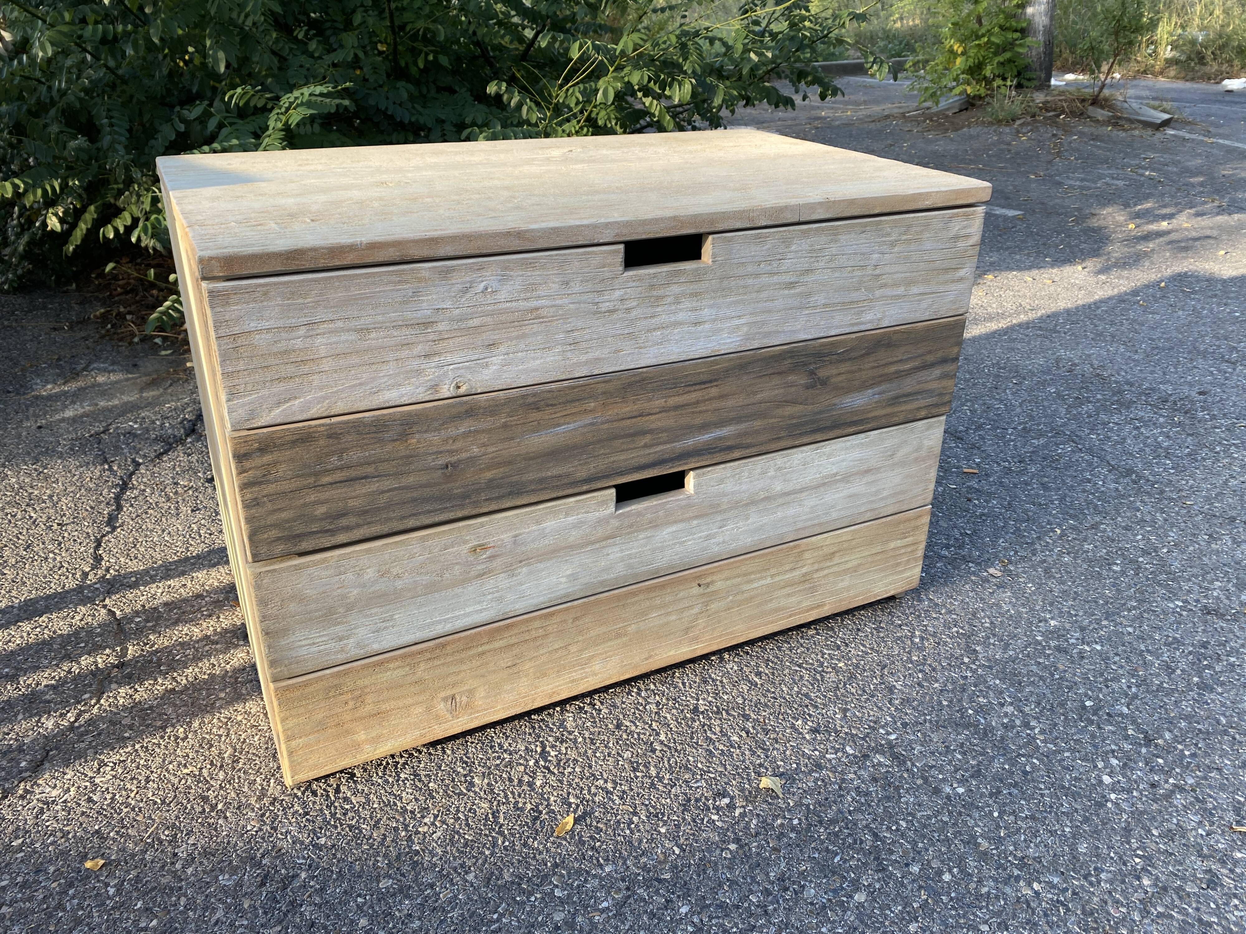 Chest of drawers in cream patinated pine, dark blue, 2 drawers