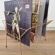 Golden metal vinyl record holder "Treble Clef"