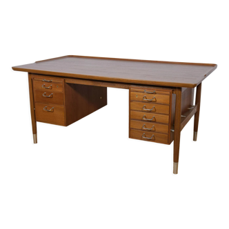 Mid-Century Freestanding Teak Desk, 1970s