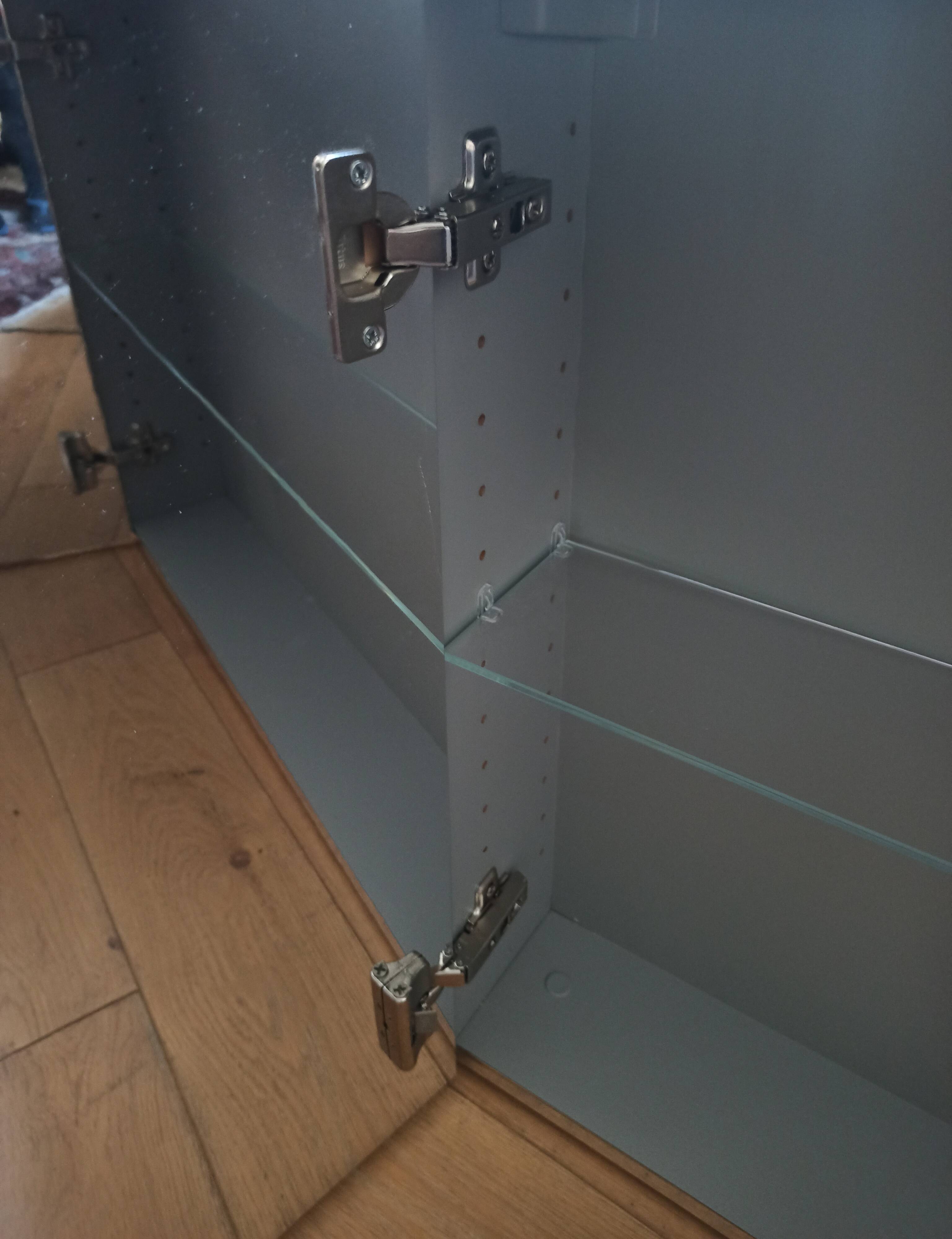 Bathroom mirror cabinet