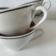 Ensemble de 4 grandes tasses vintage et 6 sous-tasses graphiques