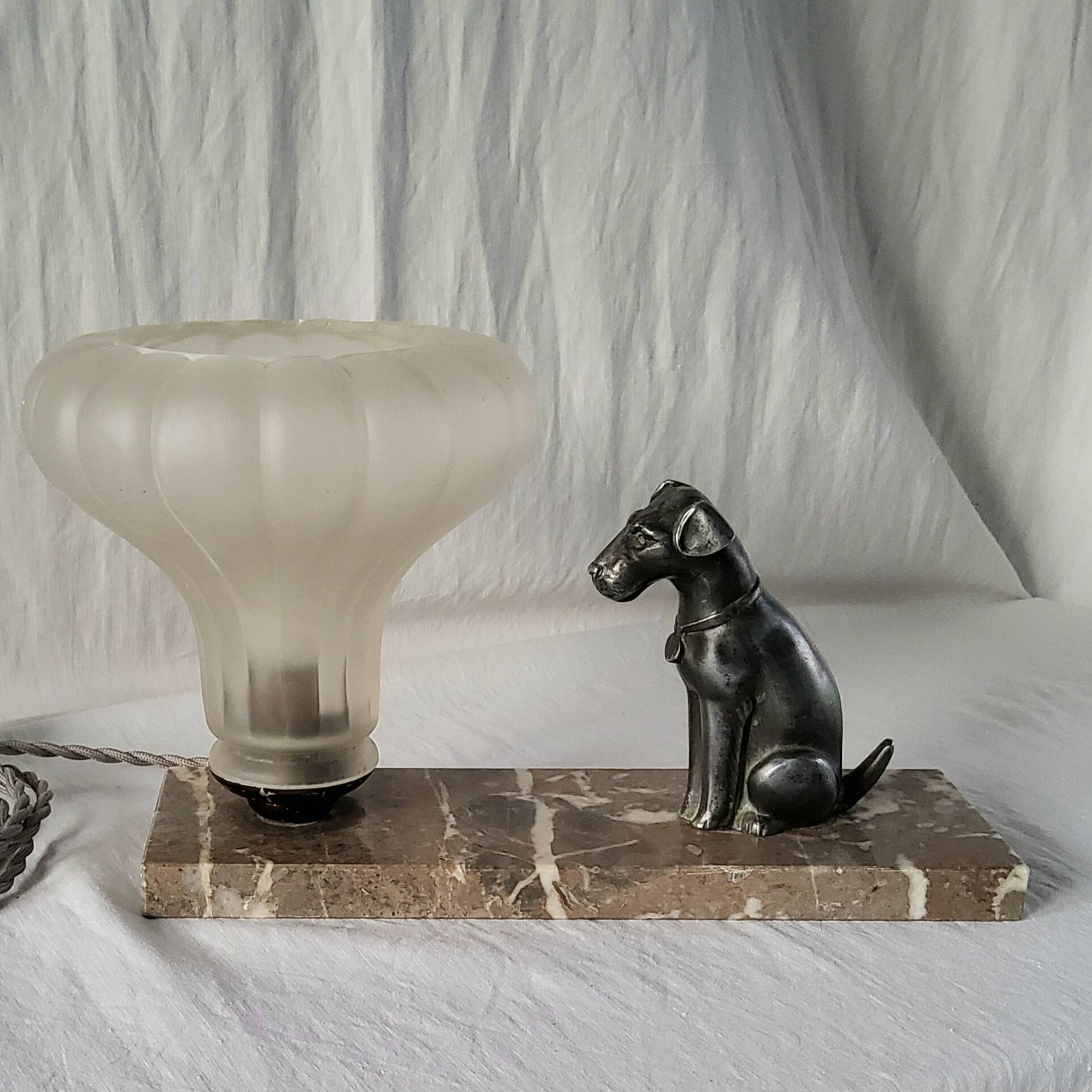 Art deco night light lamp