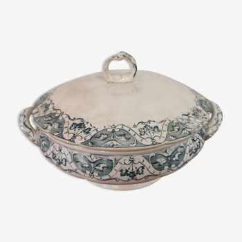 White Iron Earth tureen with green patterns