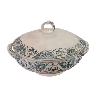 White Iron Earth tureen with green patterns