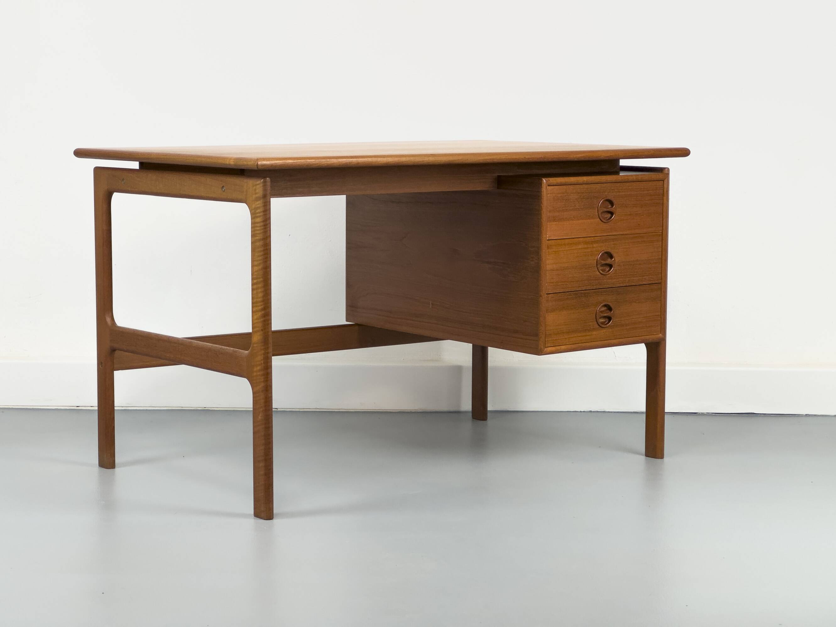 Teak Desk with 3 Drawers from GV Møbler, 1960s