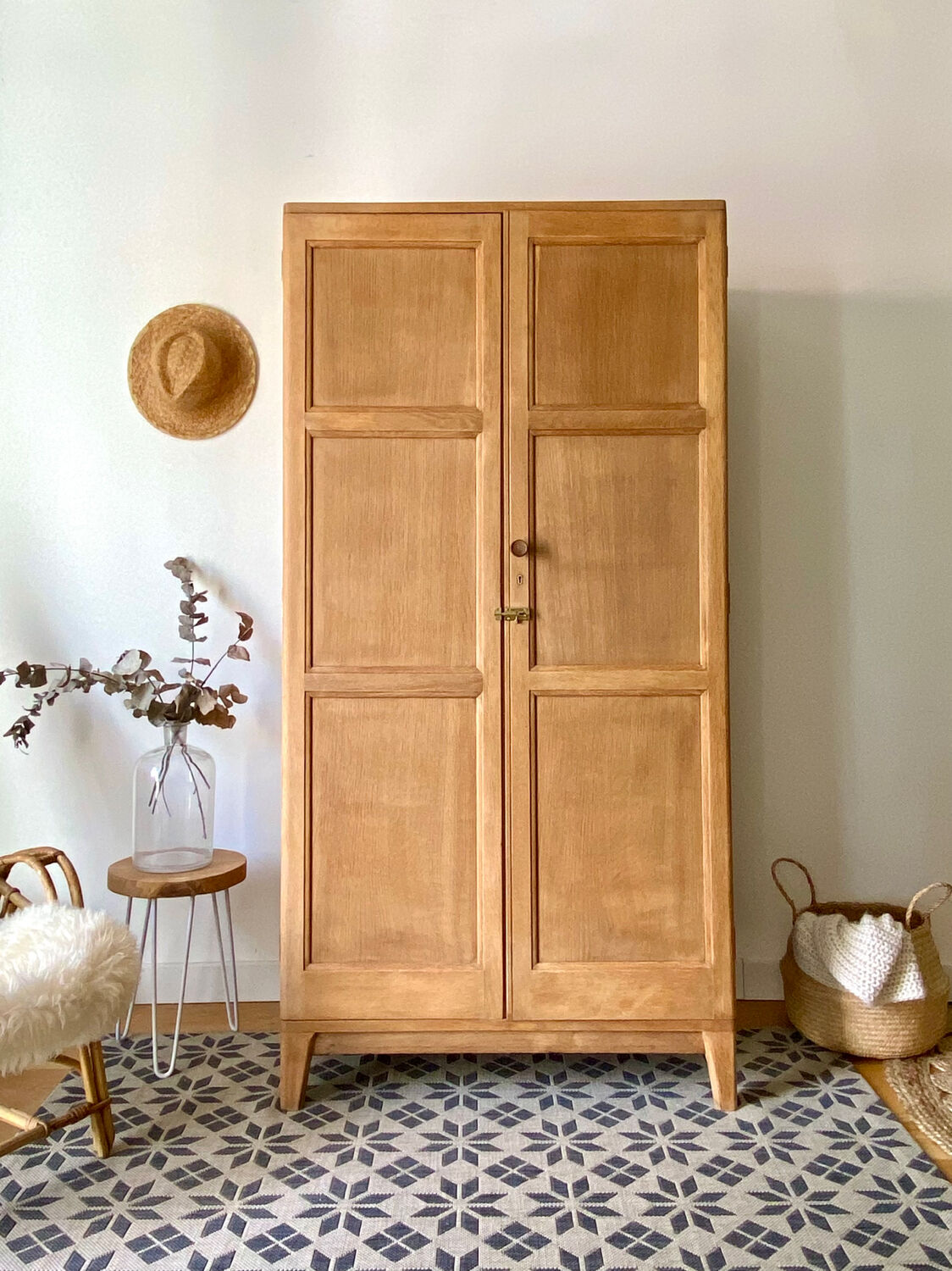 Vintage English wardrobe Shapland and Petter 1950 - 1960