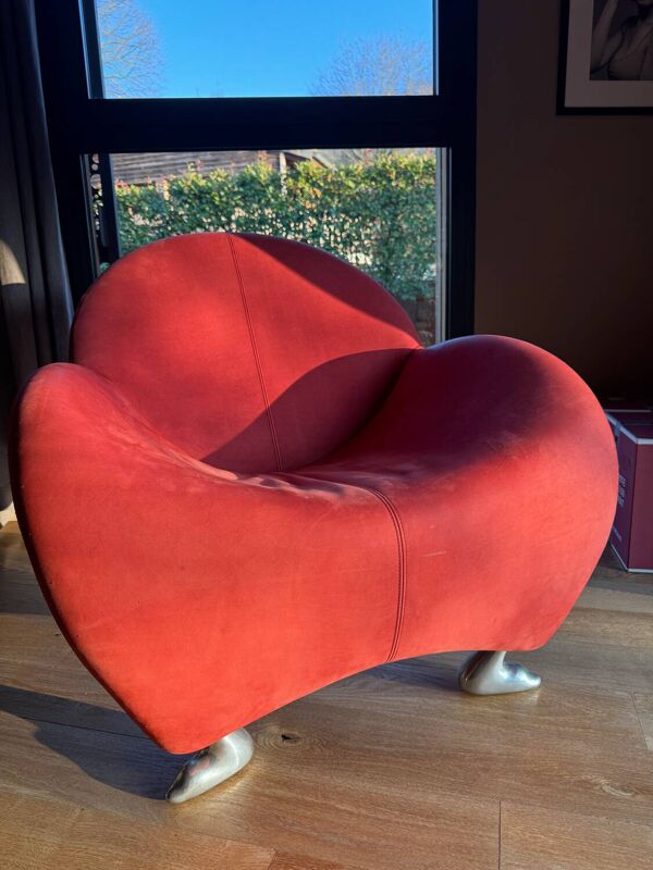 Fauteuil papageno leolux nubuk rouge carmin