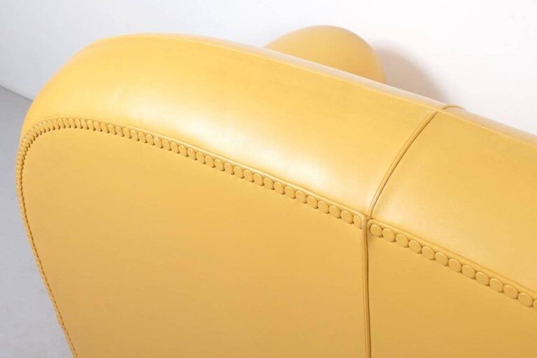 Poltrona Frau vanity fair beautiful yellow leather sofa