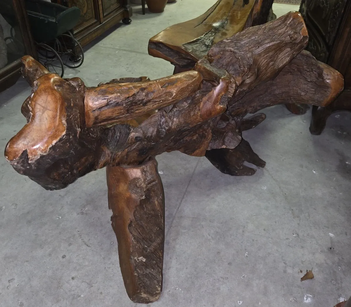 Rare fauteuil en racine d'arbre