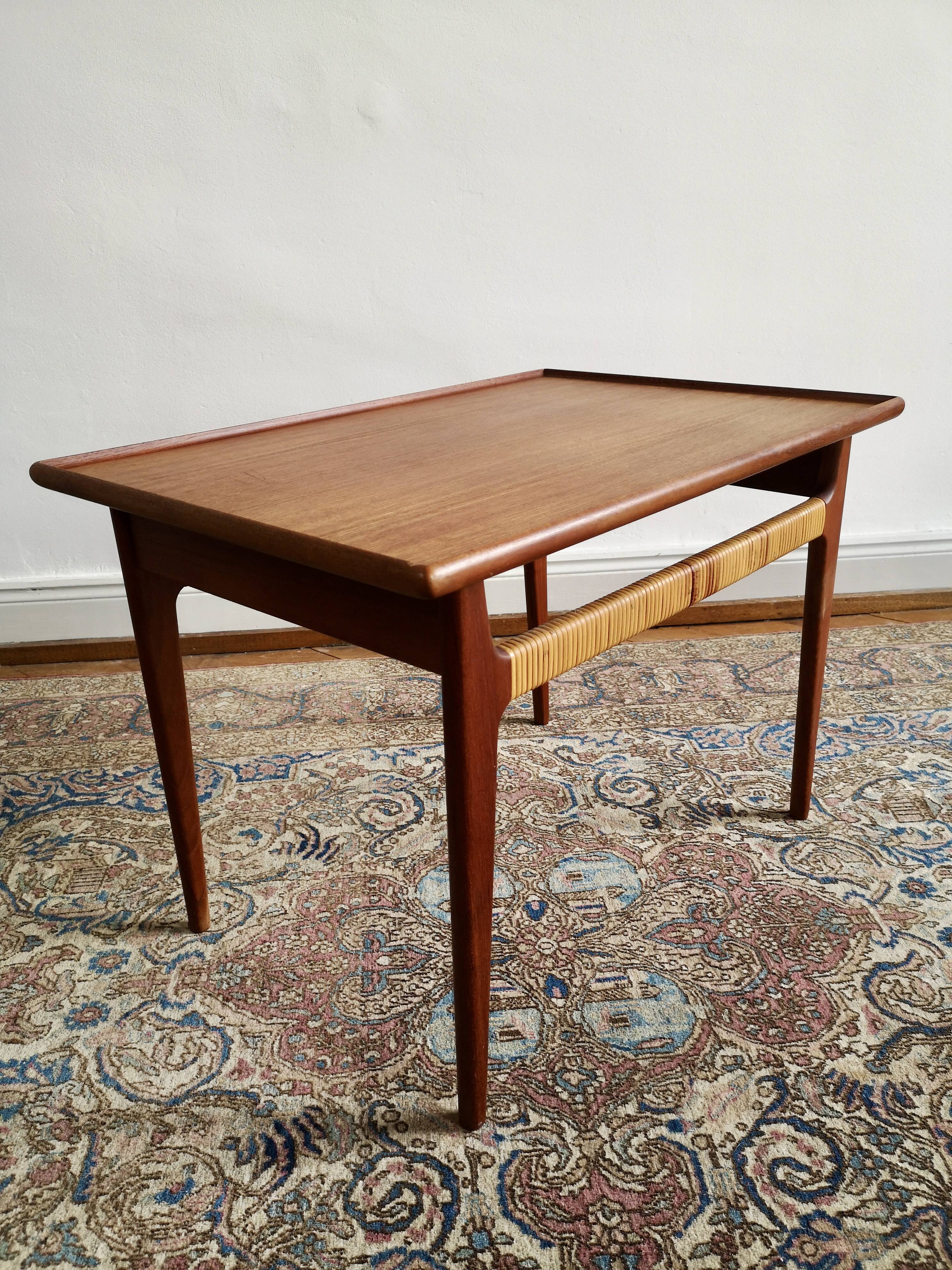 Scandinavian coffee table 60's teak and wicker