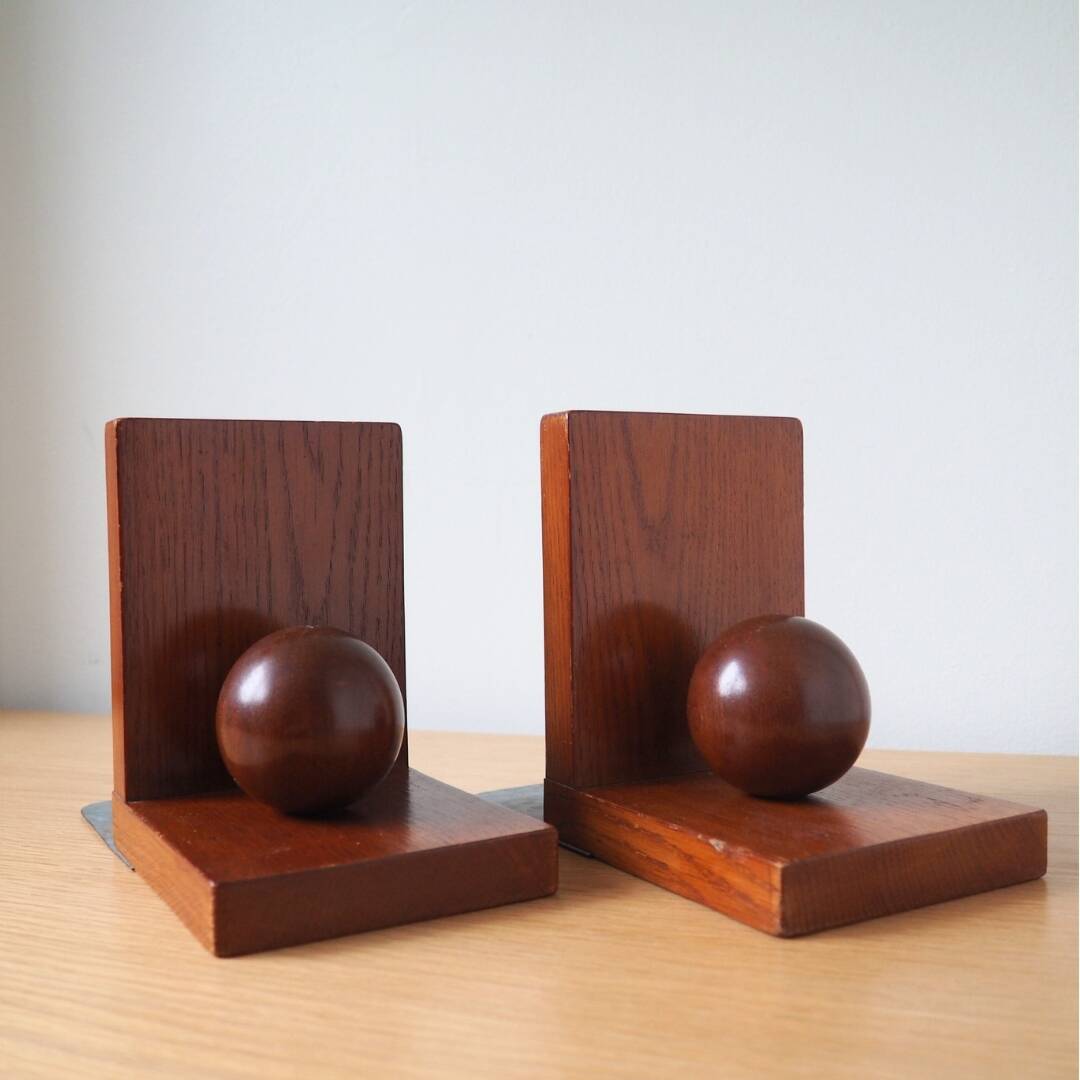 Pair (2) Wooden Bookends - Amsterdam School - 1920s, the Netherlands