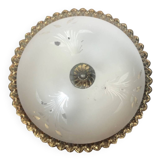 Old engraved glass ceiling light + vintage gold metal contour