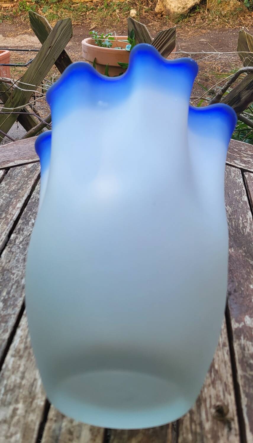 Murano handkerchief vase