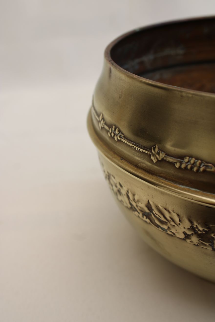 Golden pot cover
