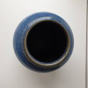 Vase en céramique vernissée bleu cobalt Signé Monogramme NH? - H 21.5cm