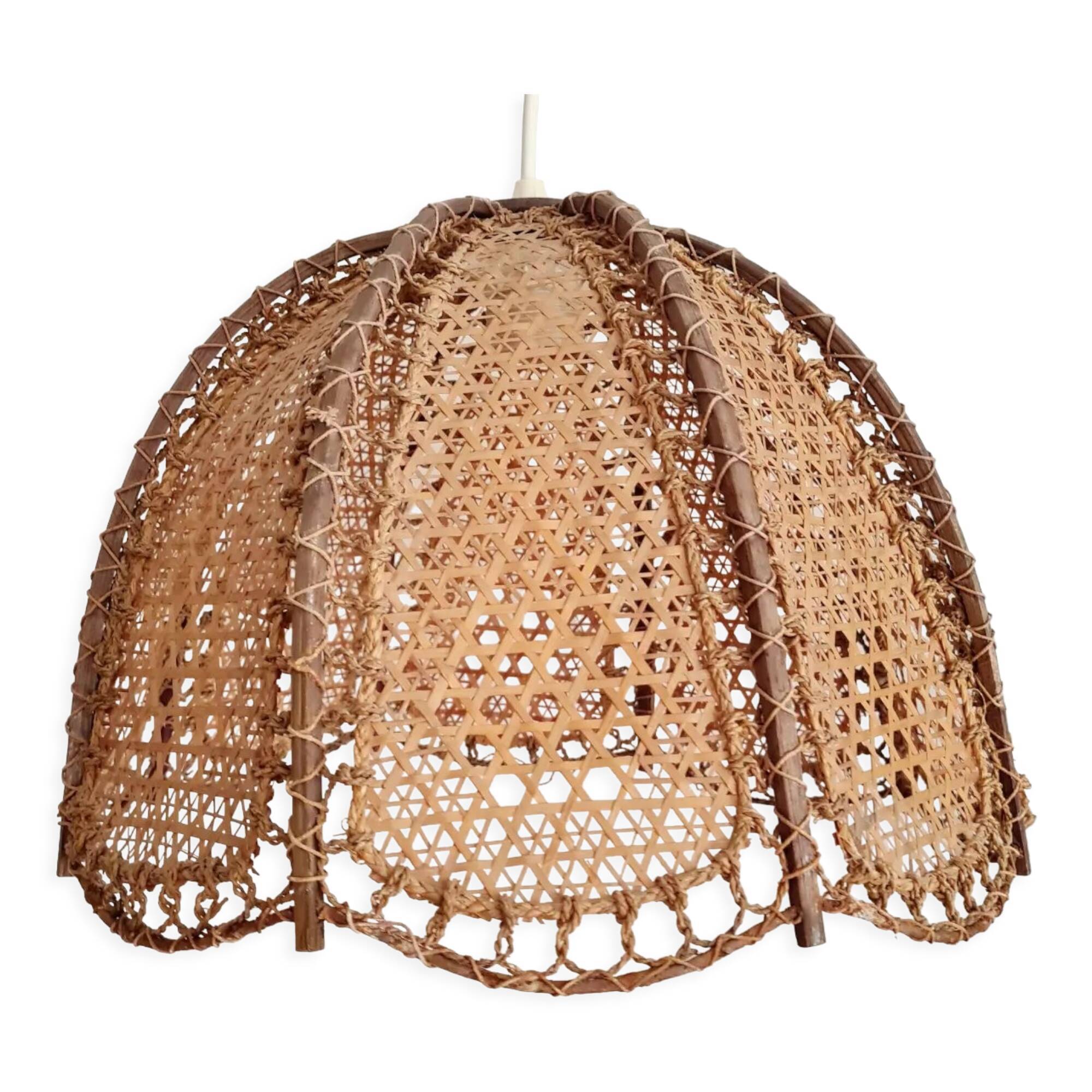 Wicker pendant light