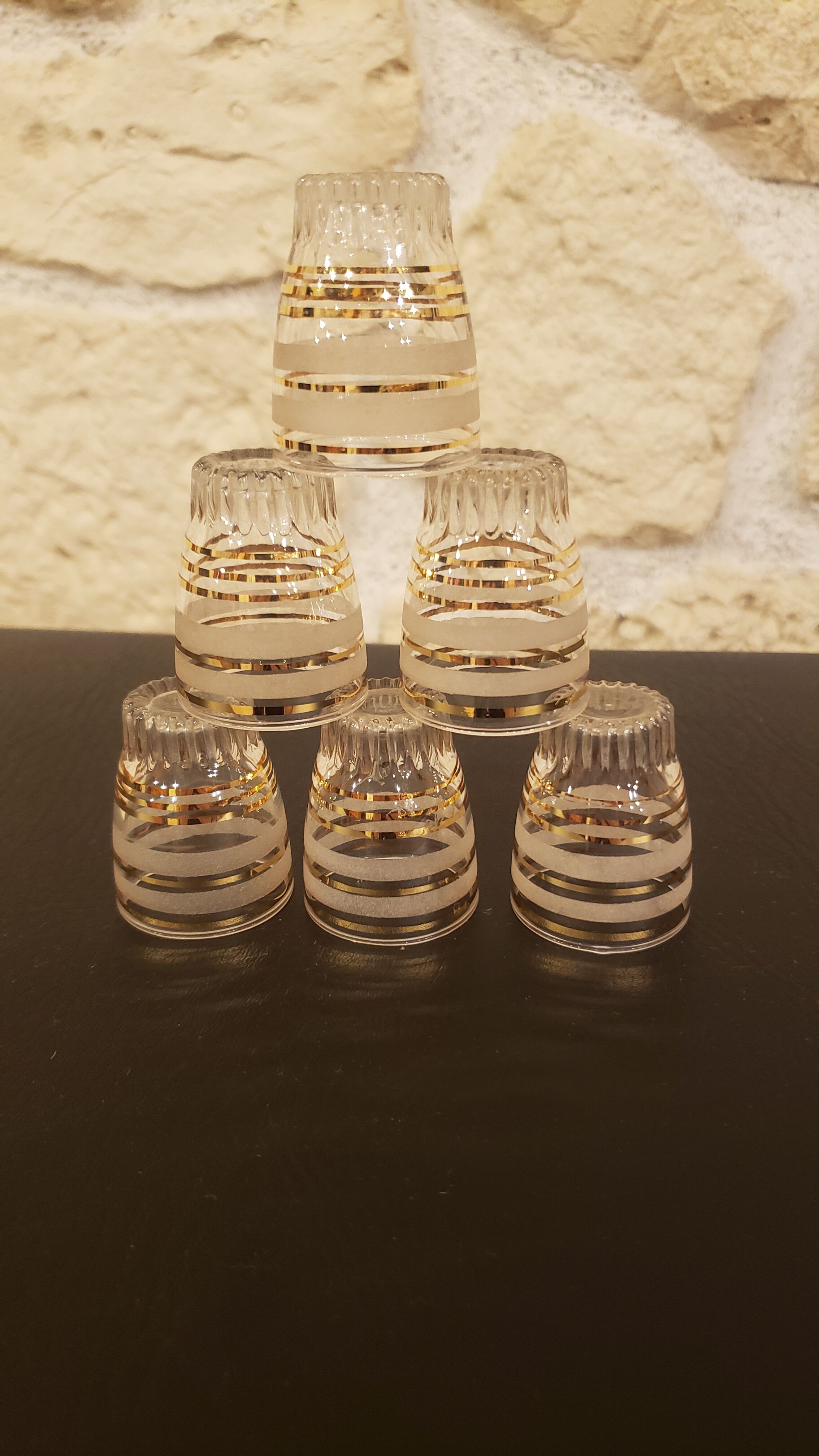 Set of 6 gilded glasses and granitas