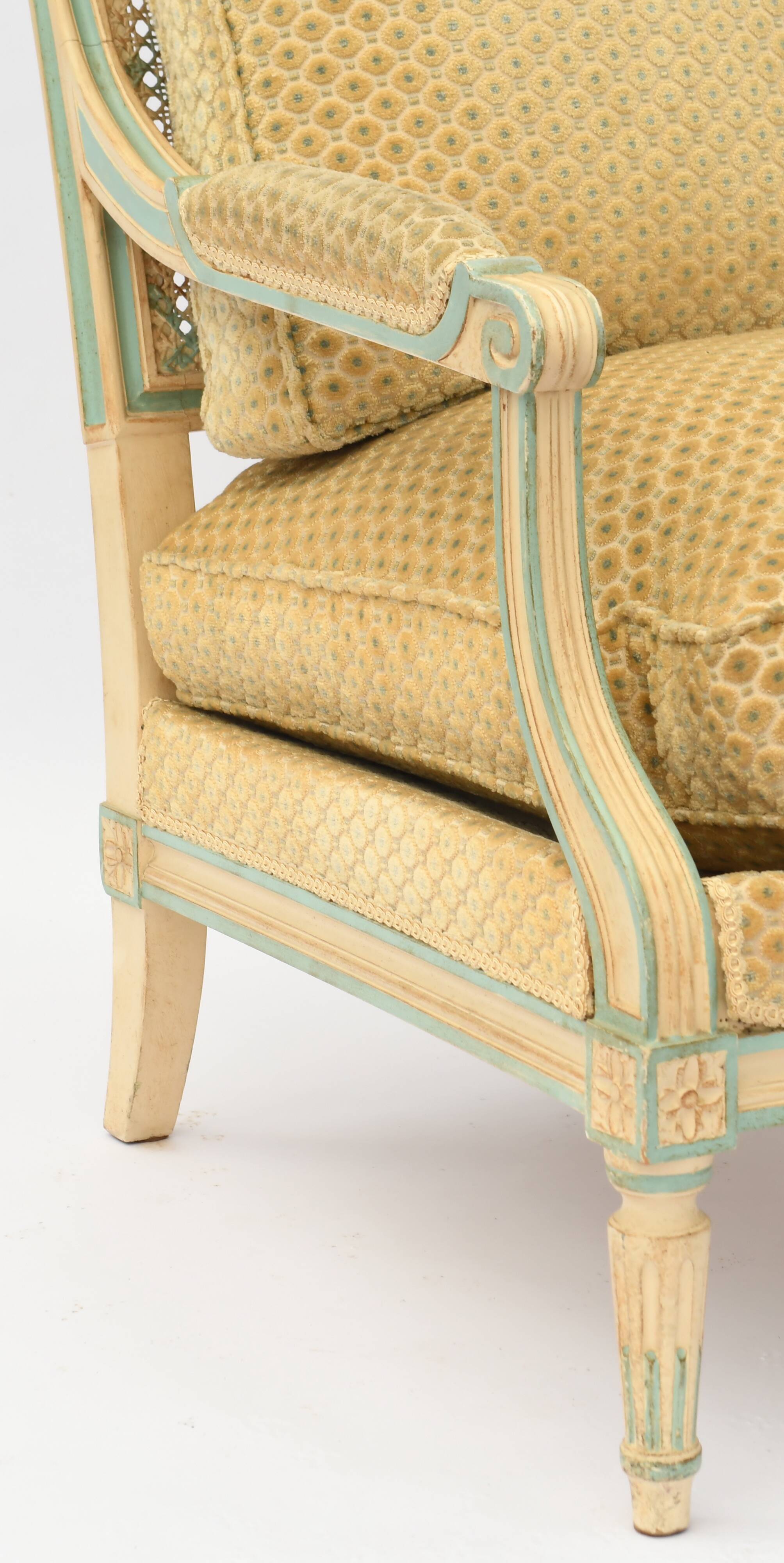 Fauteuil de style Louis XVI